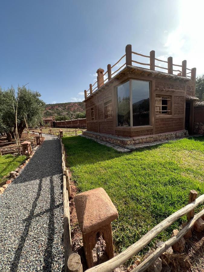 Bin Jbal Resort 奥伊俄贞 外观 照片