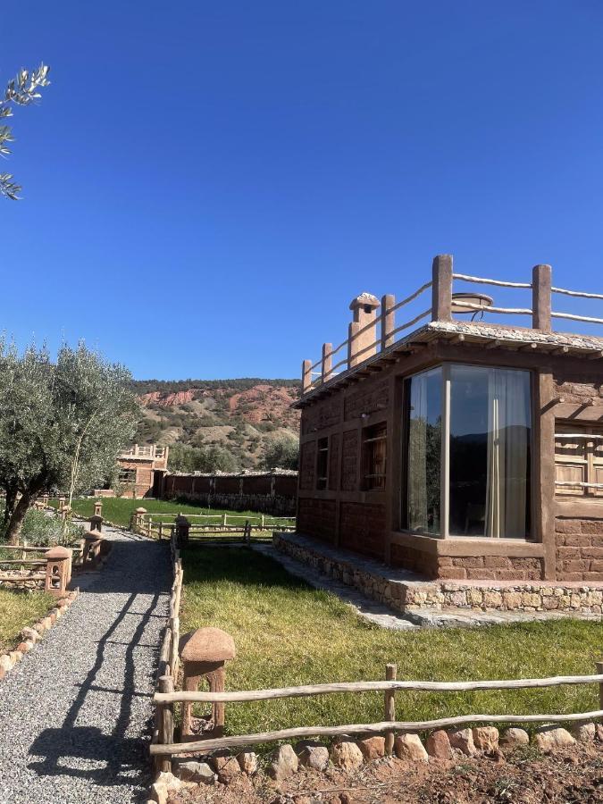 Bin Jbal Resort 奥伊俄贞 外观 照片