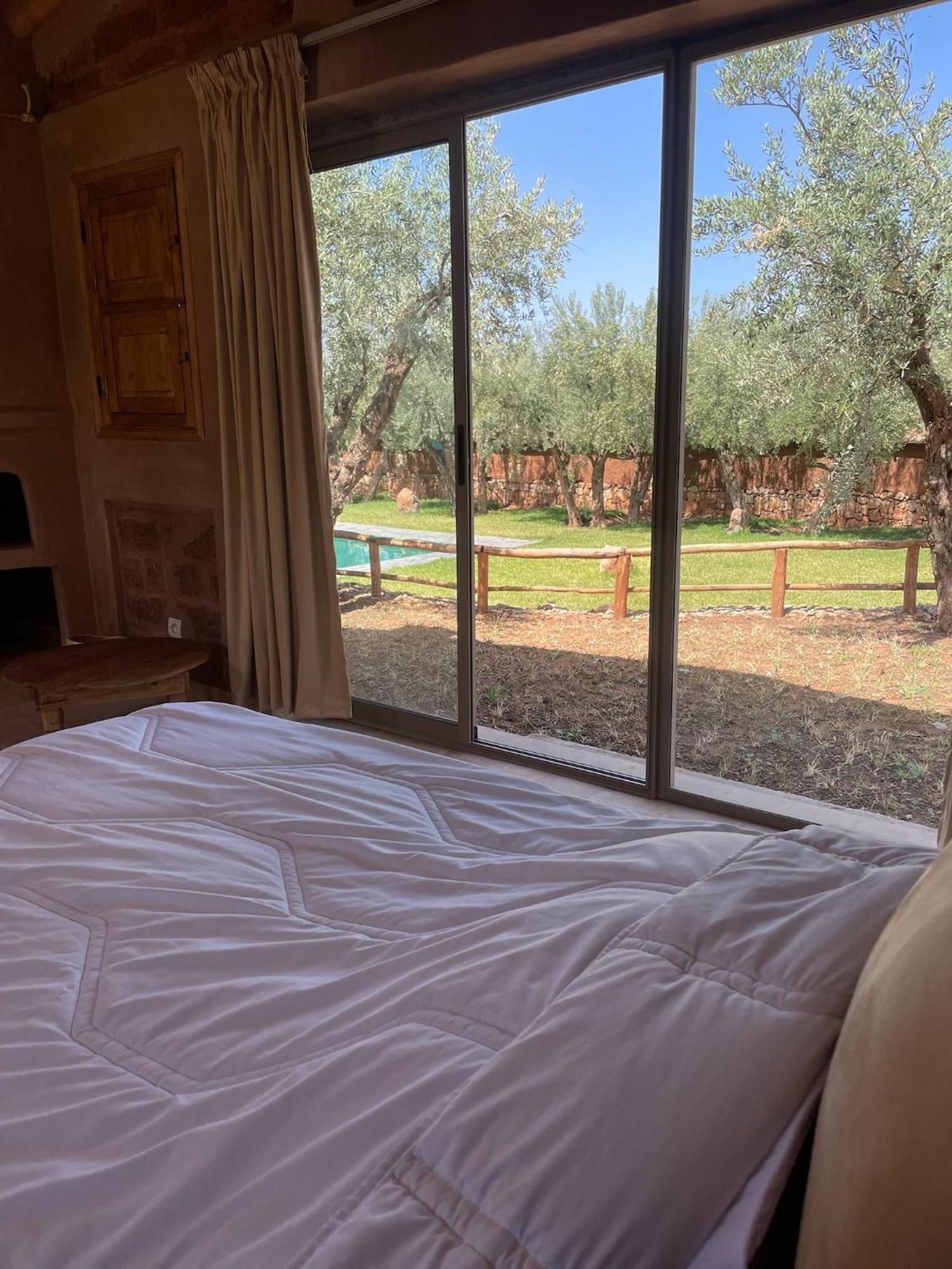 Bin Jbal Resort 奥伊俄贞 外观 照片