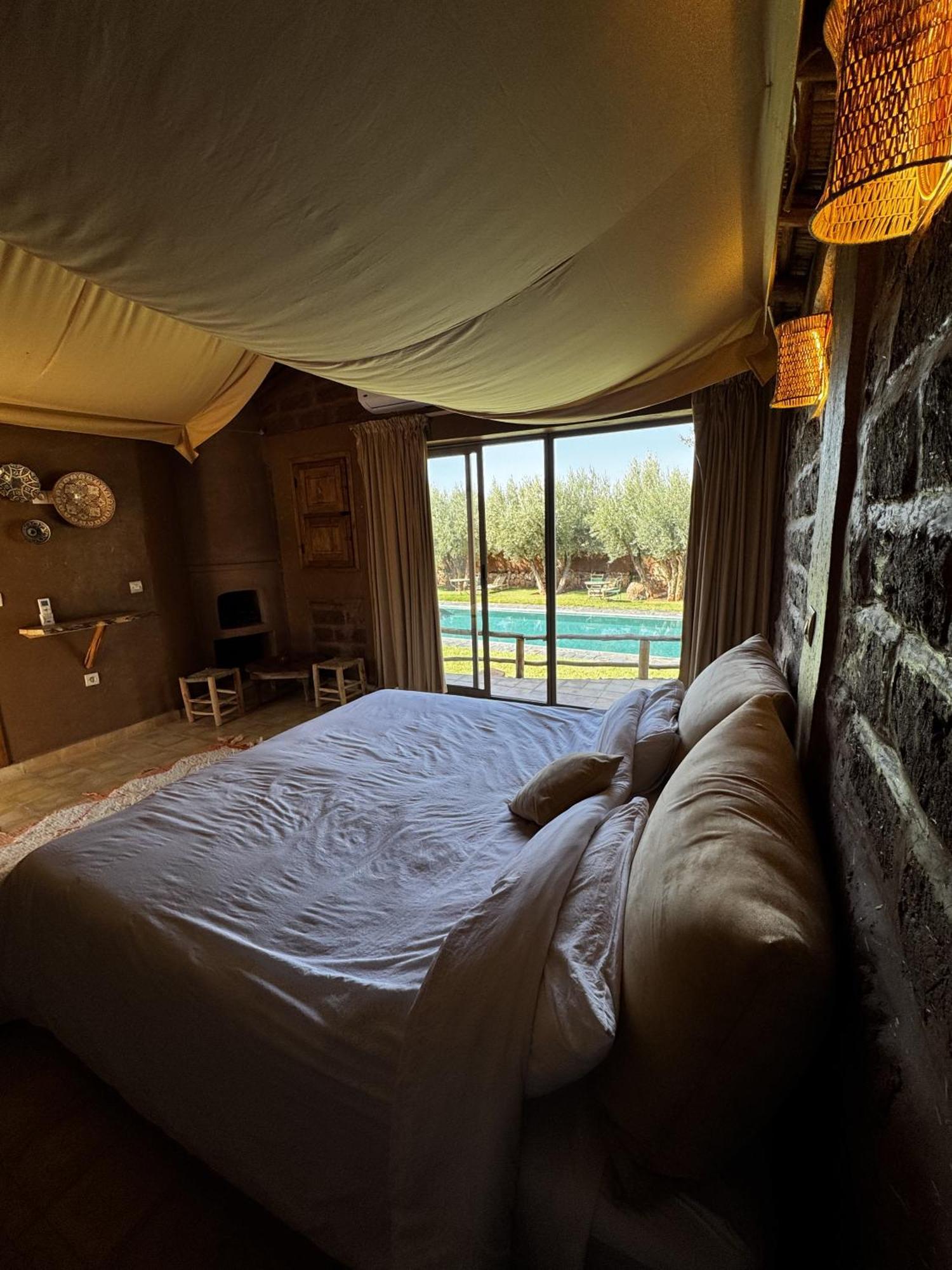 Bin Jbal Resort 奥伊俄贞 外观 照片